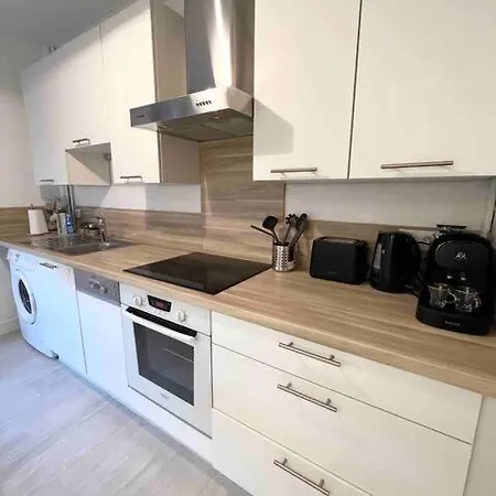 Appt 62m2 Cosy Et Calme A 5 Min Du Parc Montjuzet