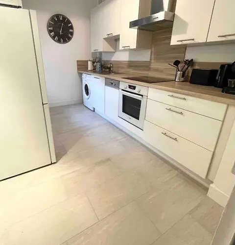 Appt 62m2 Cosy Et Calme A 5 Min Du Parc Montjuzet *